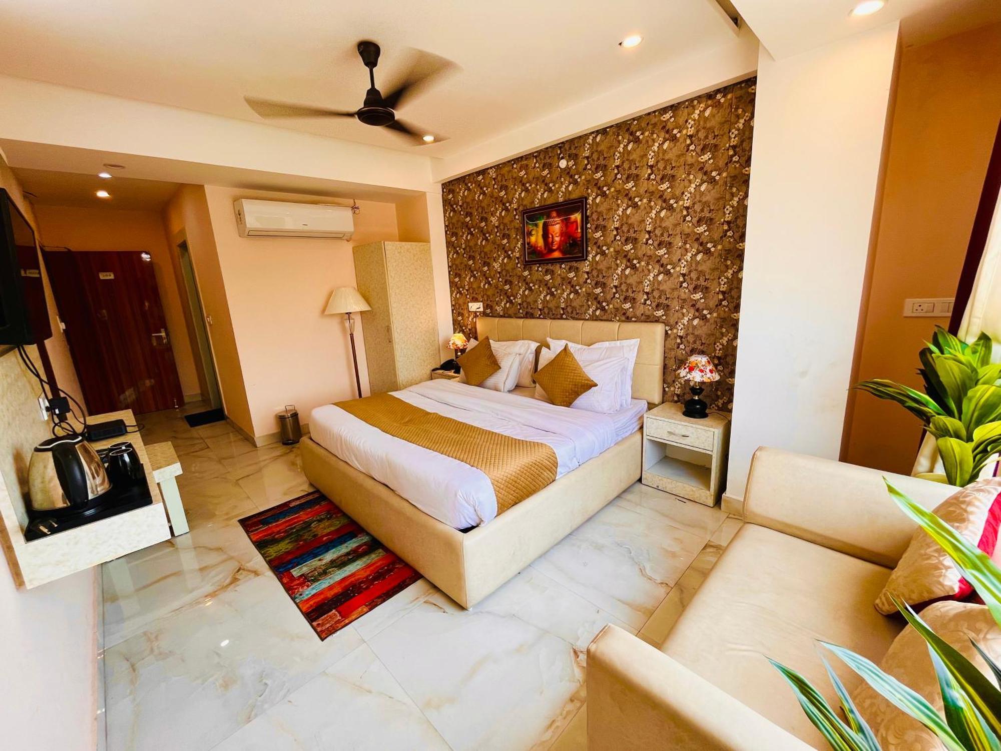 Hotel Golden Temple View By La Casa, Amritsar #Top Rated #Most Awarded #Swimming Pool #Prime Location #Luxury Rooms #Parking #Rooftop Cafe ภายนอก รูปภาพ